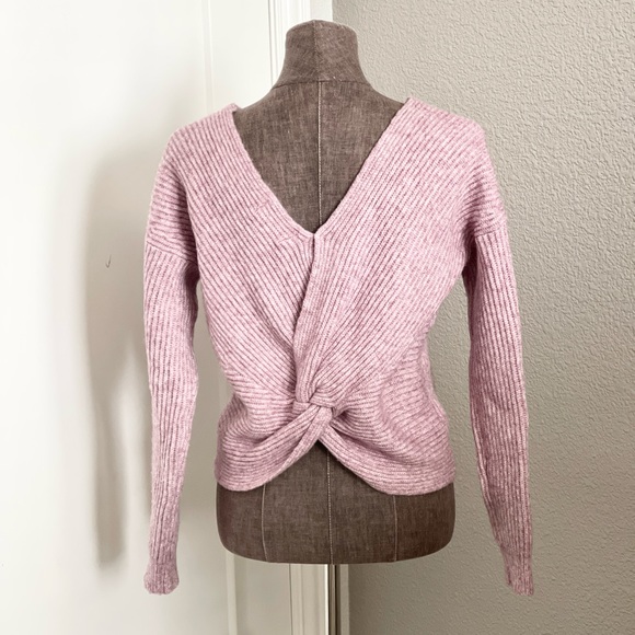 Anthropologie Angel Of the North Cropped Sweater Purple Twist Back Wool M NWOT - Picture 6 of 10
